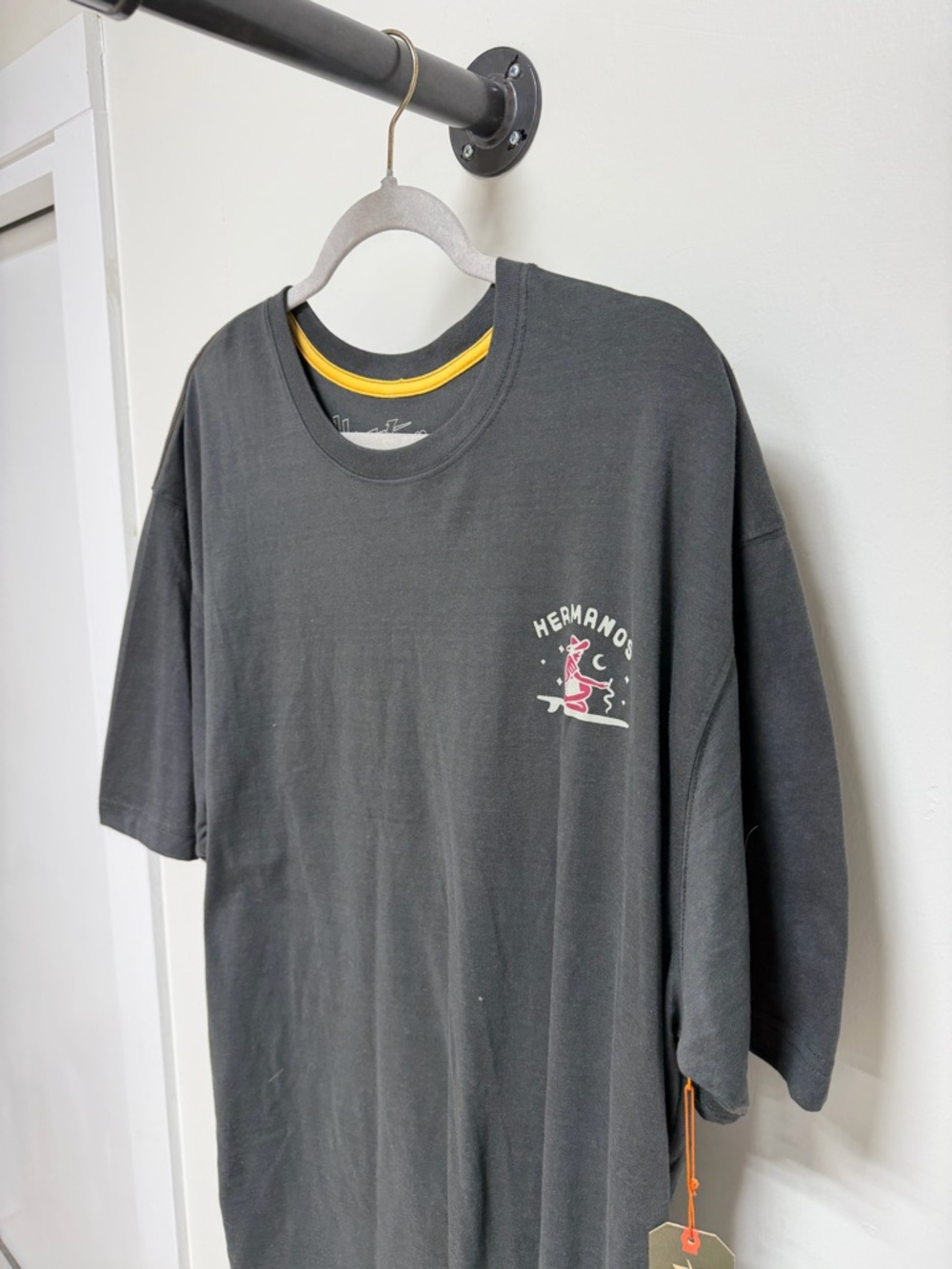 NWT! Mens Howler Brothers T-Shirt